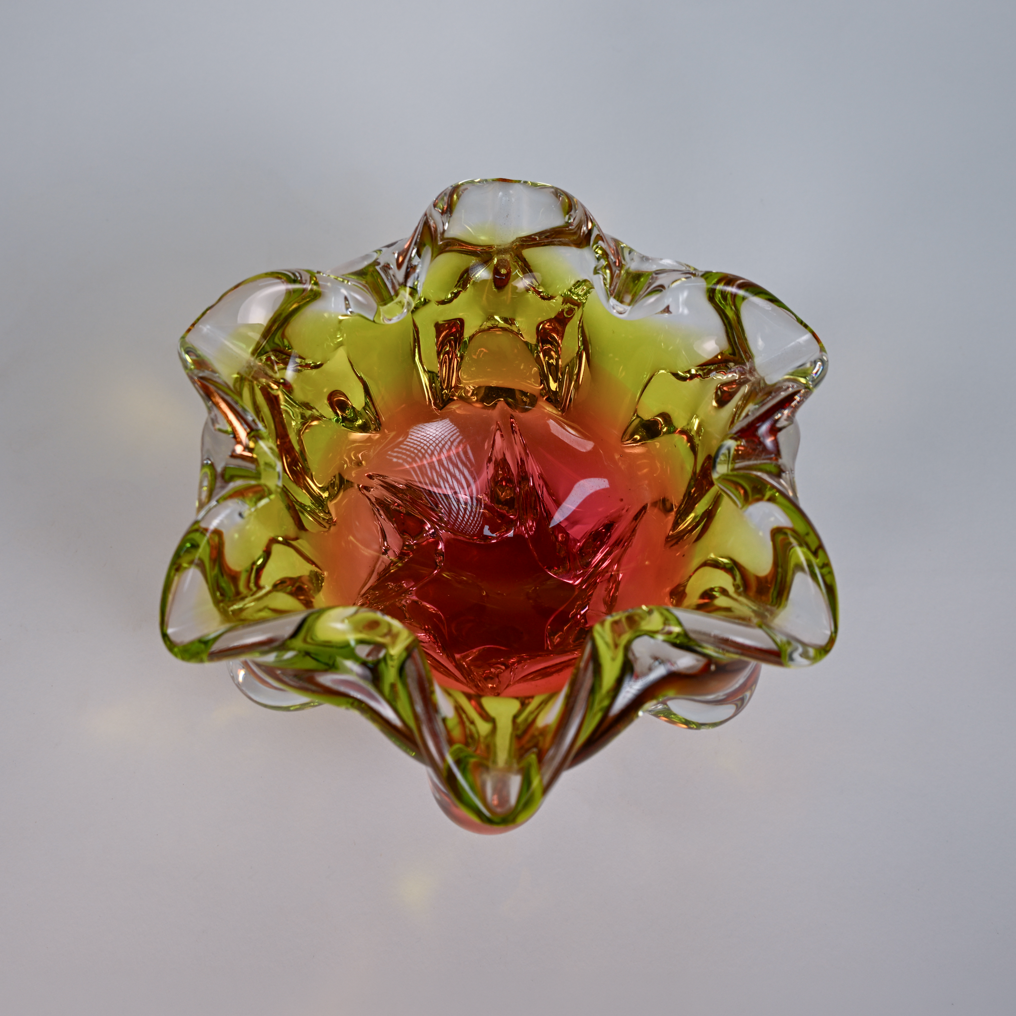 Vintage Bohemian Sommerso Art Glass Bowl – Josef Hospodka (Chribská, 1960s)