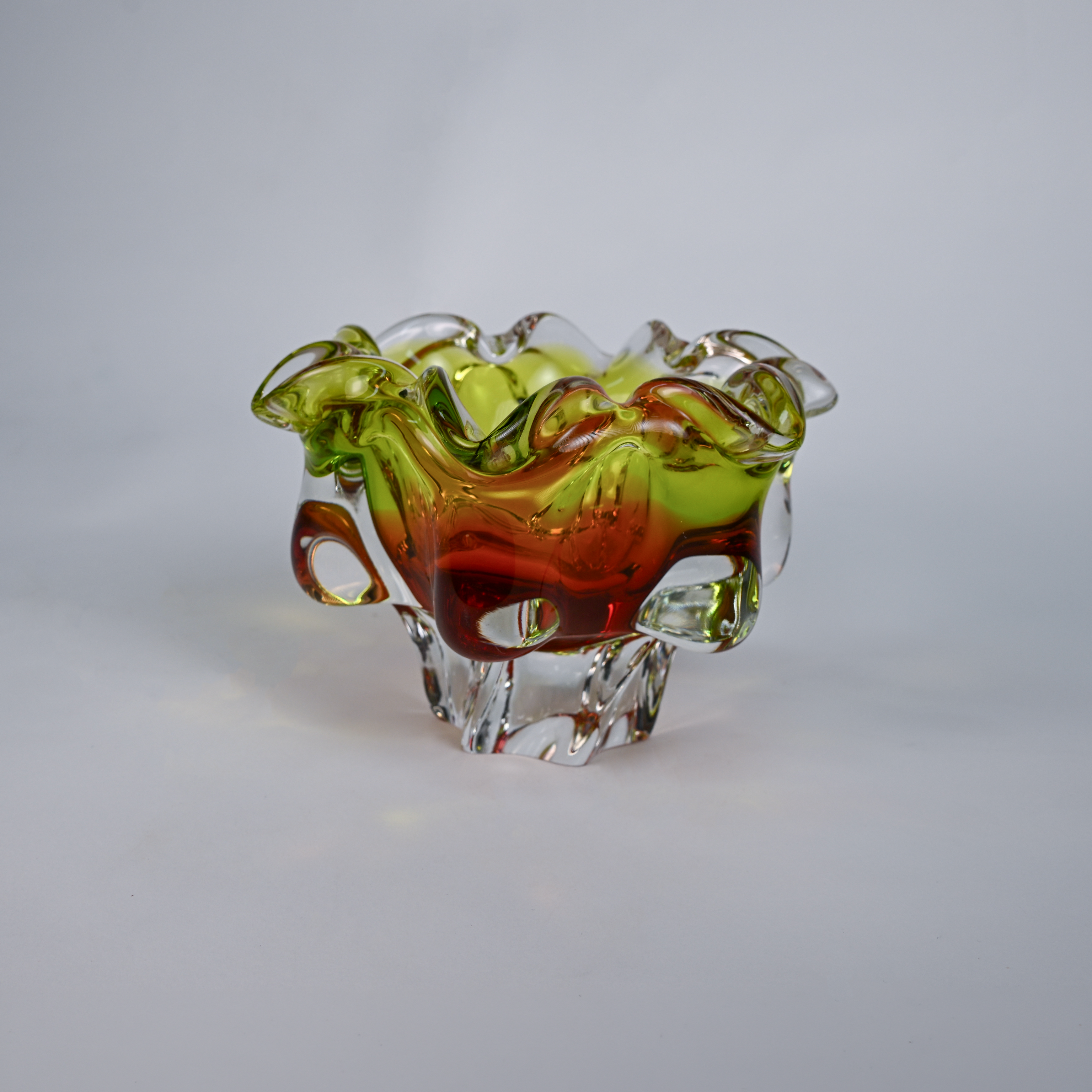 Vintage Bohemian Sommerso Art Glass Bowl – Josef Hospodka (Chribská, 1960s)
