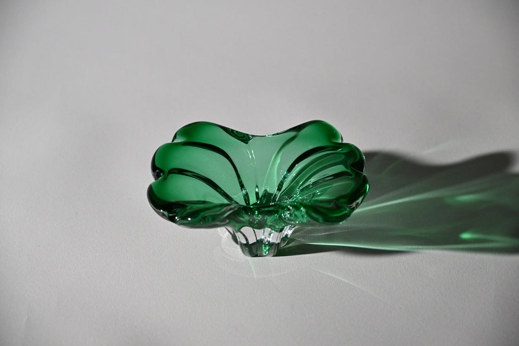Emerald Green Freeform Art Glass Bowl, Mid-Century