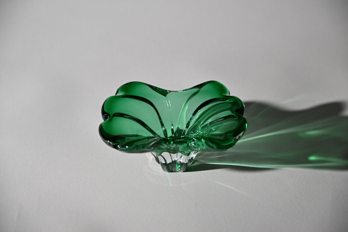 Emerald Green Freeform Art Glass Bowl, Mid-Century