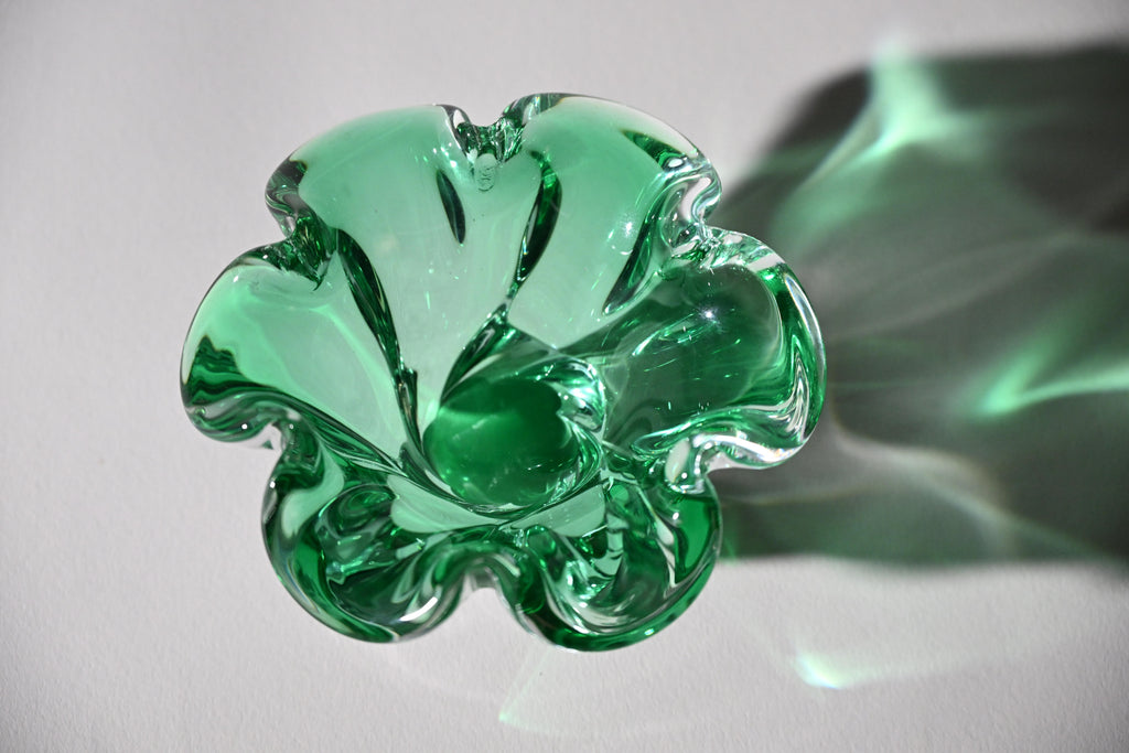 Emerald Green Ruffled Art Glass Bowls, Pair