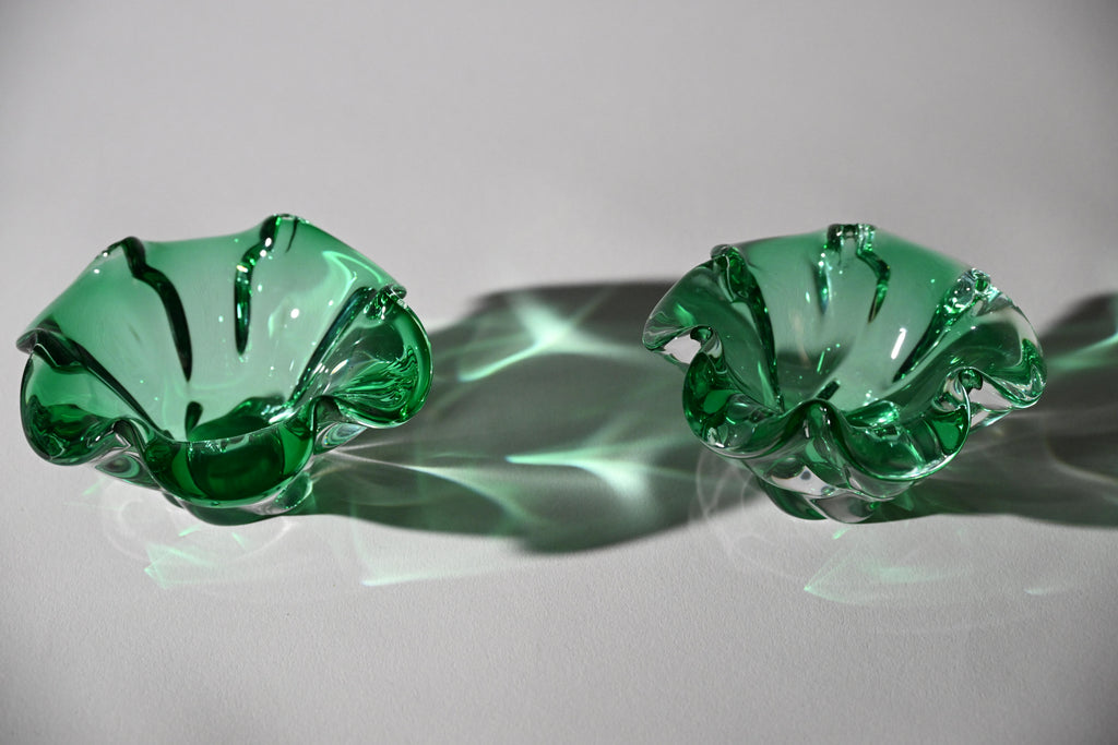 Emerald Green Ruffled Art Glass Bowls, Pair