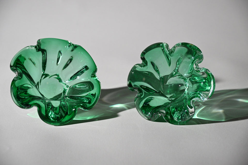 Emerald Green Ruffled Art Glass Bowls, Pair