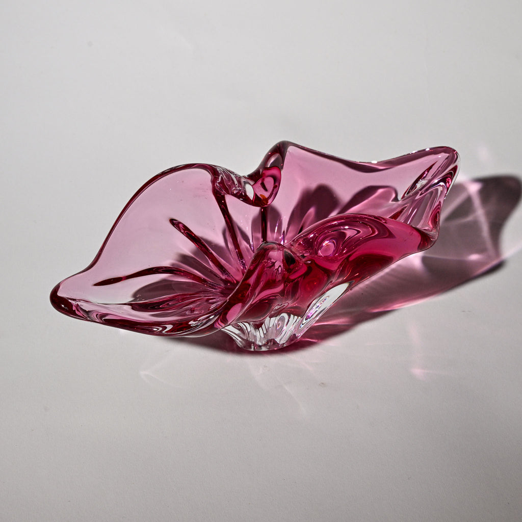 Josef Hospodka “Pink Lips” Sommerso Art Glass Bowl