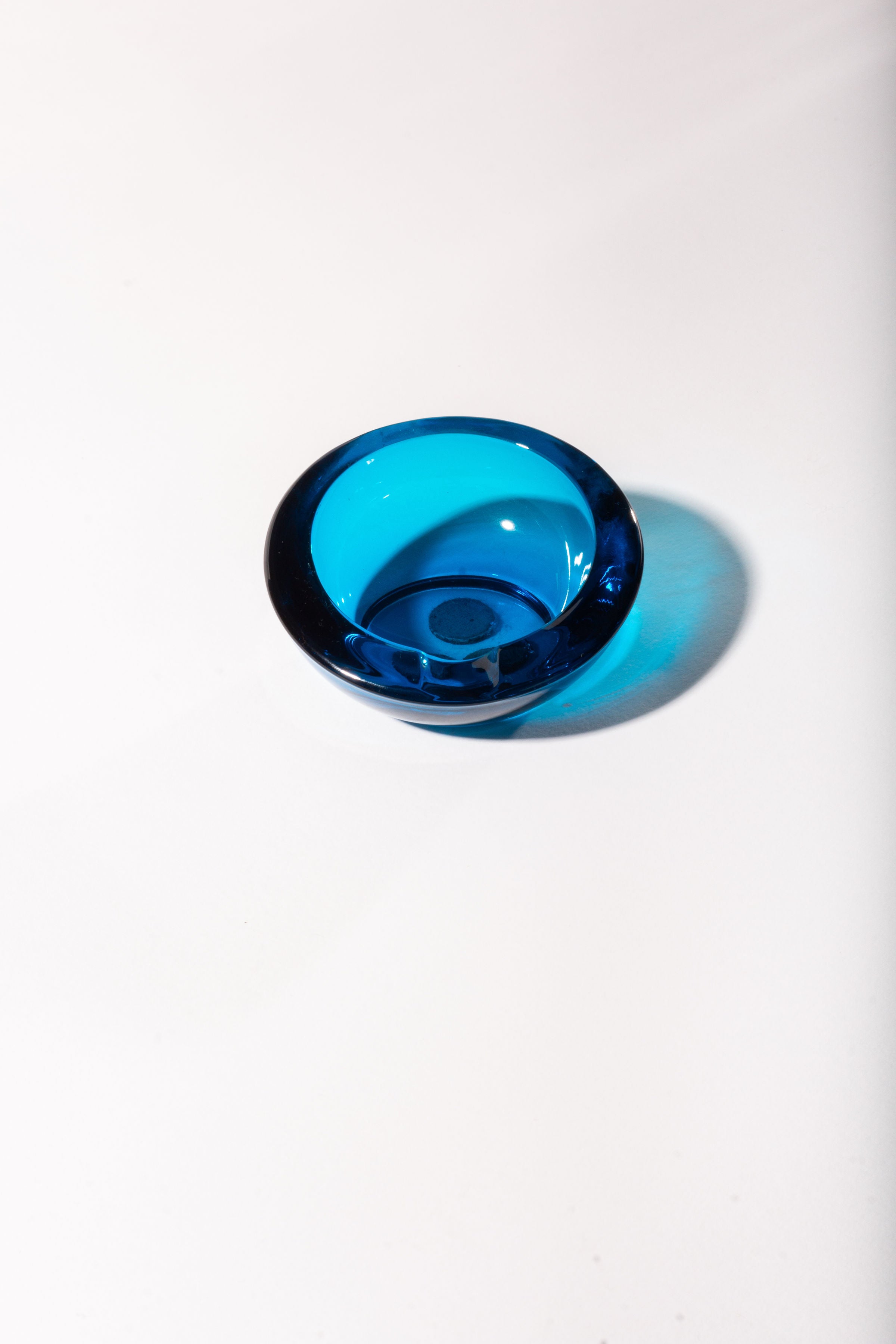 1960s Viking Art Glass Horseshoe Ashtray