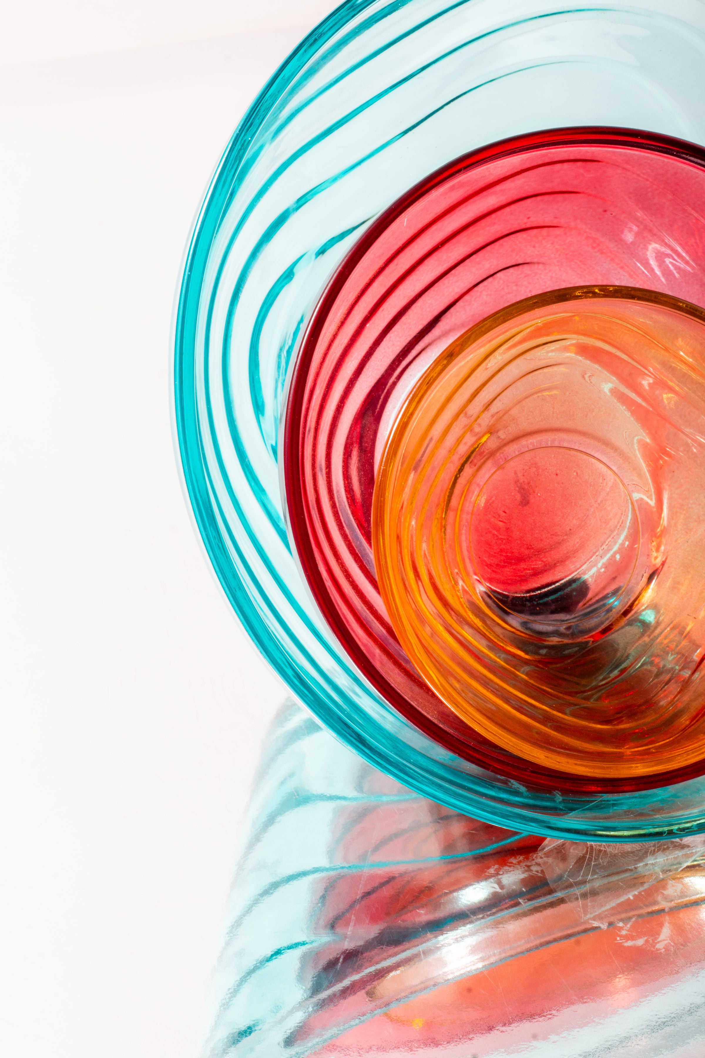 1970s Wave Pattern Tricolor Glass Bowl Set