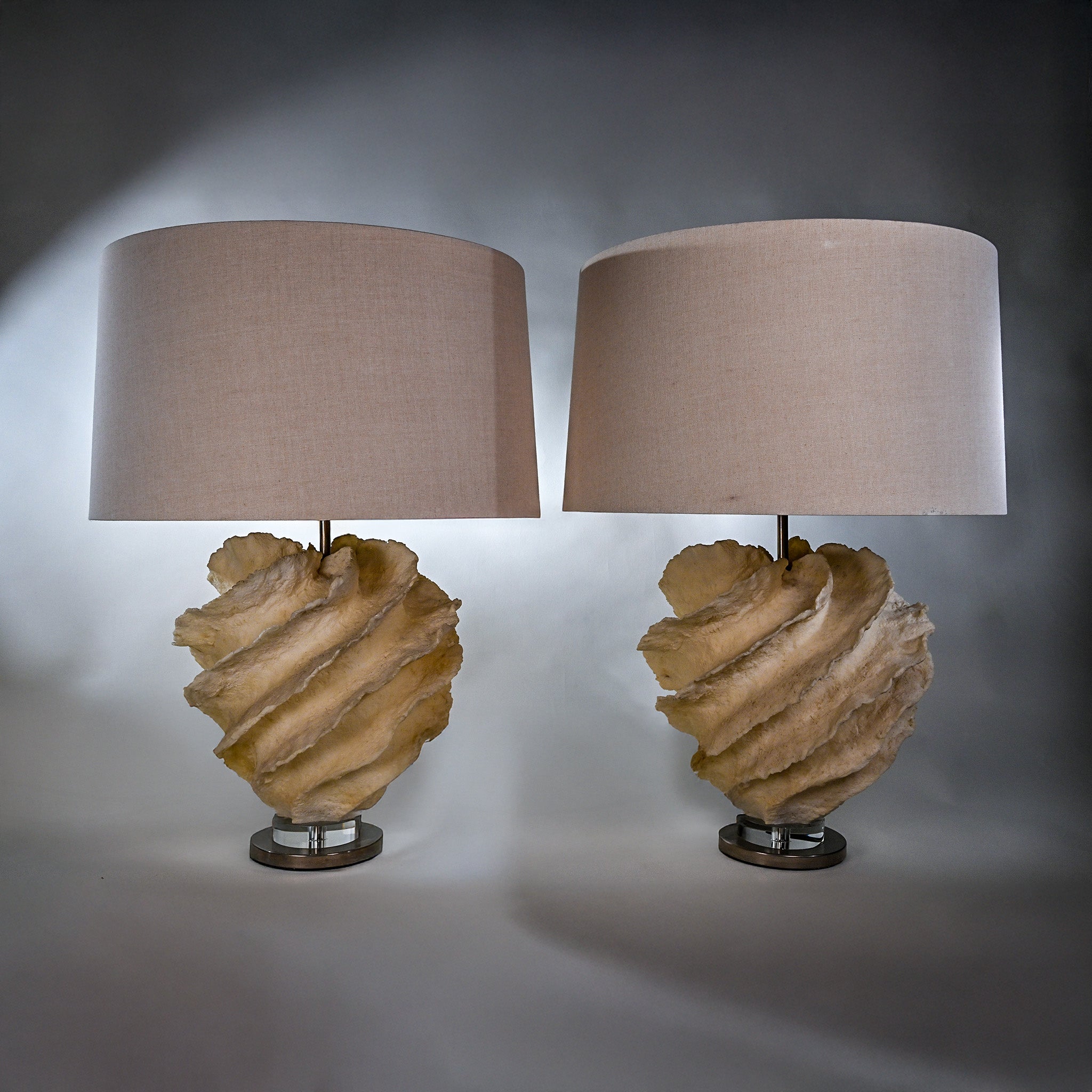 Sculptural Off-White Coral-Form Table Lamp