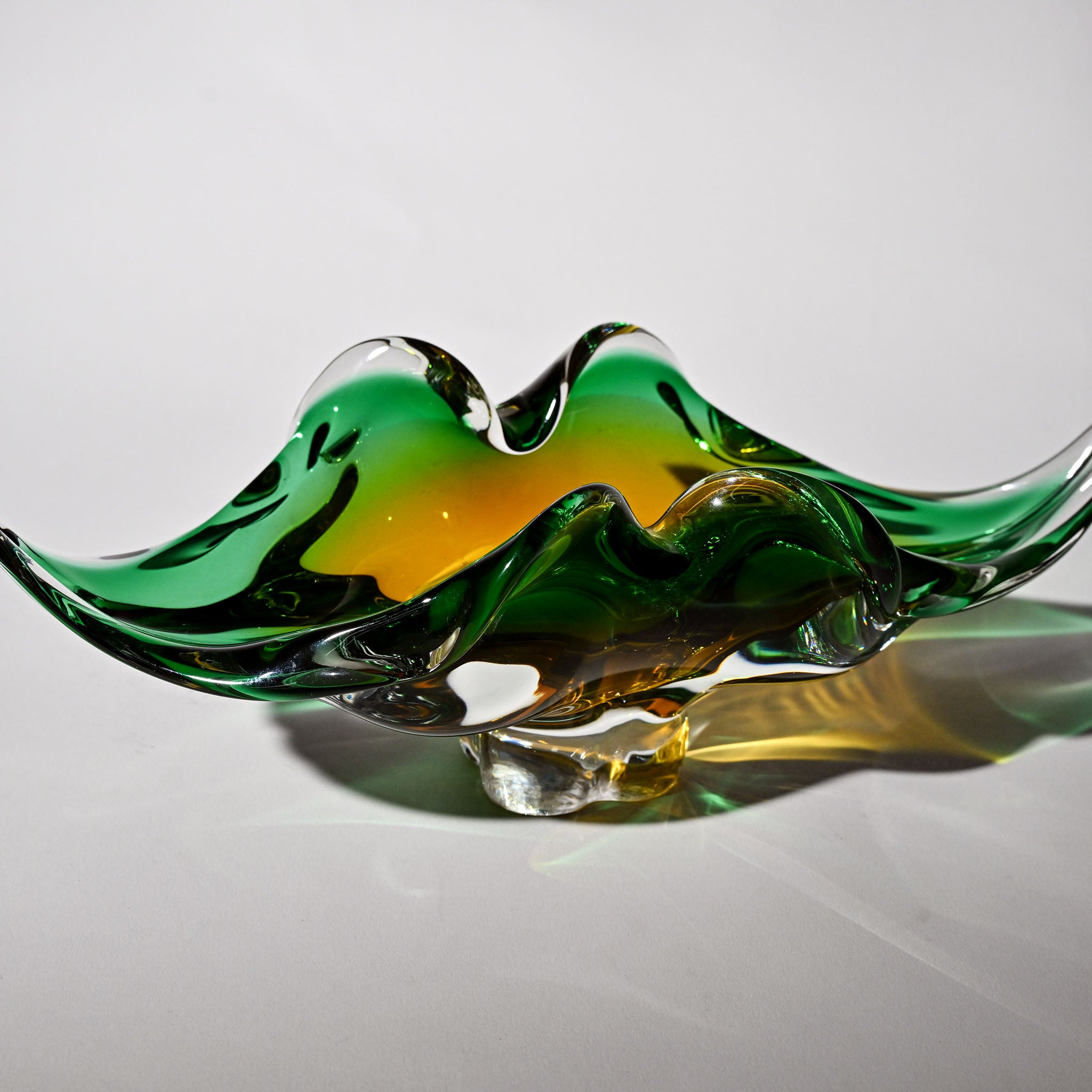 Vintage Czech Pop Art Lips Bowl – Josef Hospodka for Chřibská (1960s)