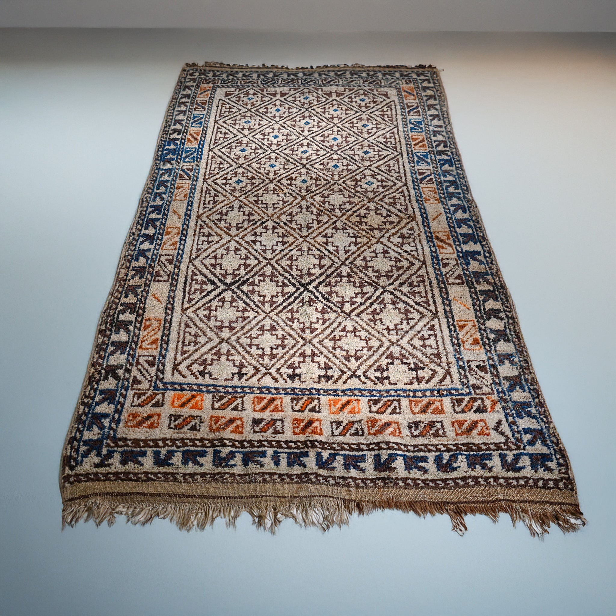 Vintage Tribal Wool Rug – Mid-Century Handwoven Geometric Carpet